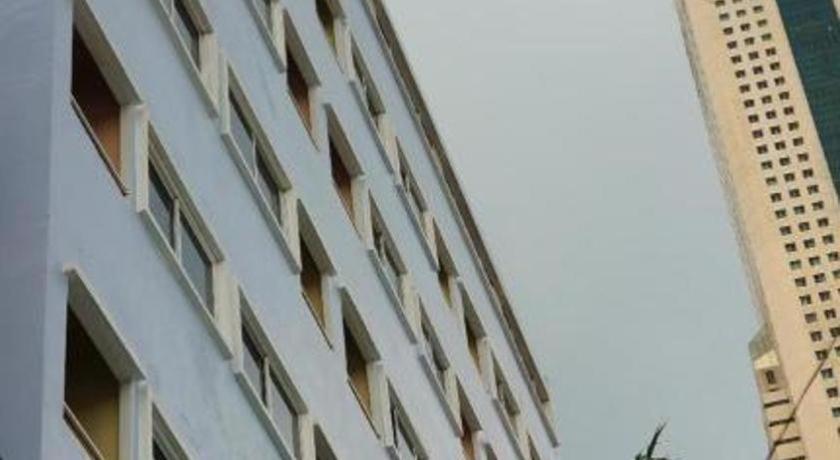 J Two S Pratunam Hotel Бангкок Экстерьер фото